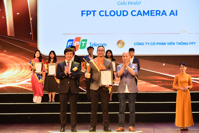 FPT Camera nhận cú đúp giải thưởng Sao Khuê 2024