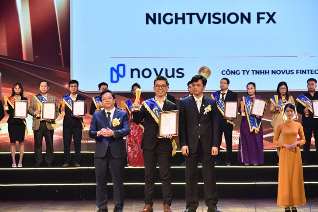 NightVision FX được vinh danh Sao Khuê hạng mục Ngân hàng số