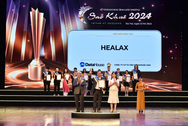 Ứng dụng Quản lý Sức Khỏe Tinh Thần - Healax của DataHouse dành giải thưởng Giải pháp đổi mới sáng tạo danh giá tại giải thưởng Sao Khuê