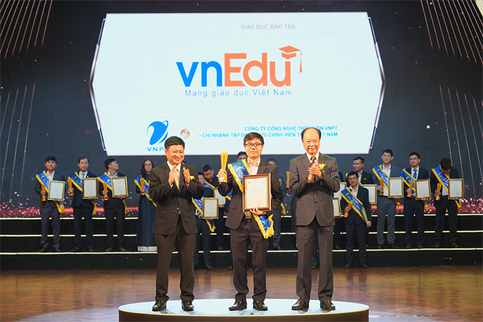 Hồ sơ số Giáo dục - vnEdu HSS: Giải pháp quản lý giáo dục toàn diện trong thời đại số
