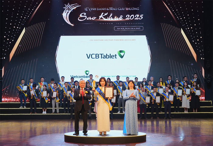 VCB Tablet - Giải pháp ngân hàng linh hoạt, nâng tầm trải nghiệm khách hàng